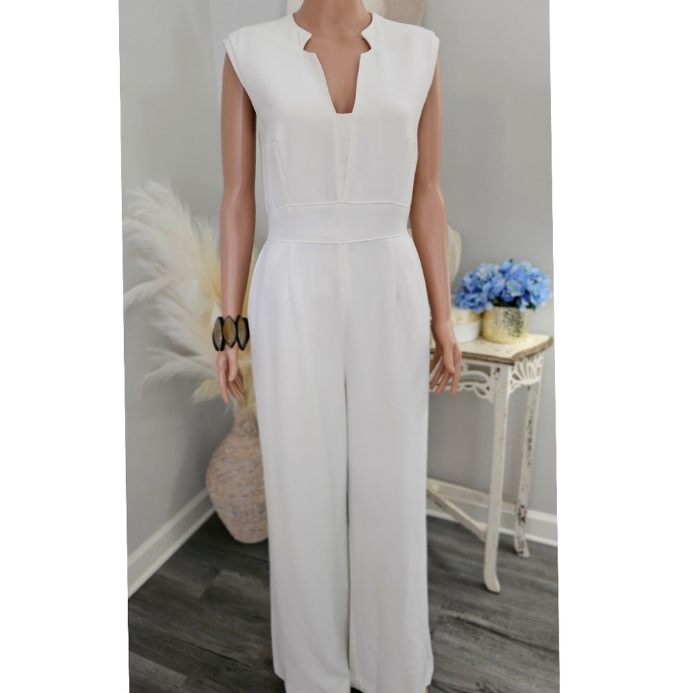 Tahari By Asl Off White Raised Collar Sleeveless Solid Crepe Jumpsuit